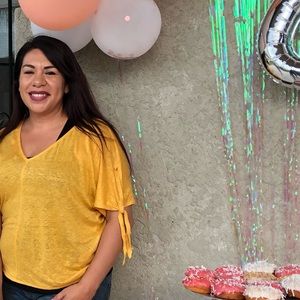 Meet your Posher, Rachel